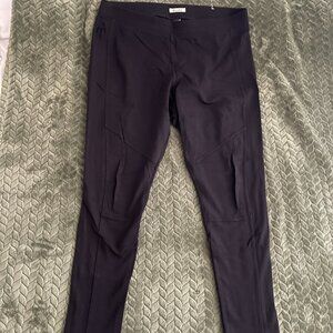 Black cotton leggings